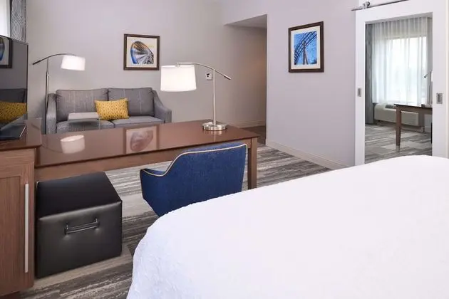 Stüdyo, 1 En Büyük (King) Boy Yatak, Engellilere Uygun, Sigara İçilmez (Roll in shower)