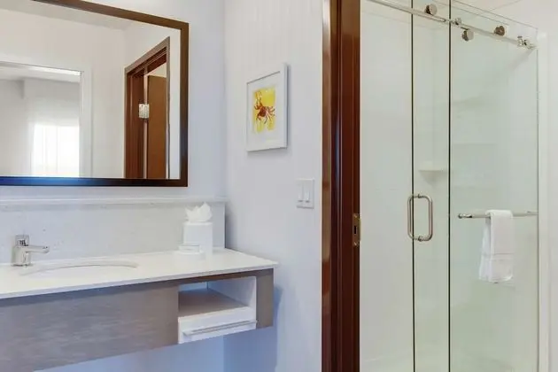 Stüdyo, Sigara İçilmez, Buzdolabı ve Mikrodalga (Wet Bar)