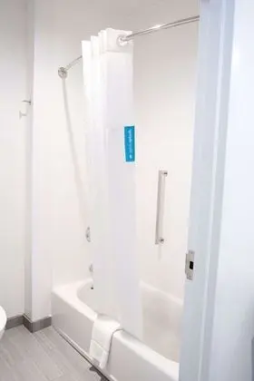 Stüdyo, 1 En Büyük (King) Boy Yatak, Buzdolabı ve Mikrodalga (Wet bar)
