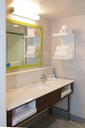 Stüdyo, 1 En Büyük (King) Boy Yatak, Buzdolabı ve Mikrodalga (Wet bar)