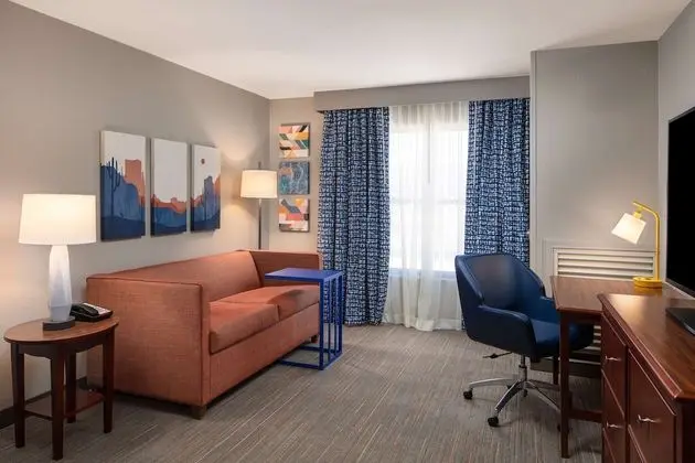 One Bedroom Suite, 1 King Bed, Kitchen