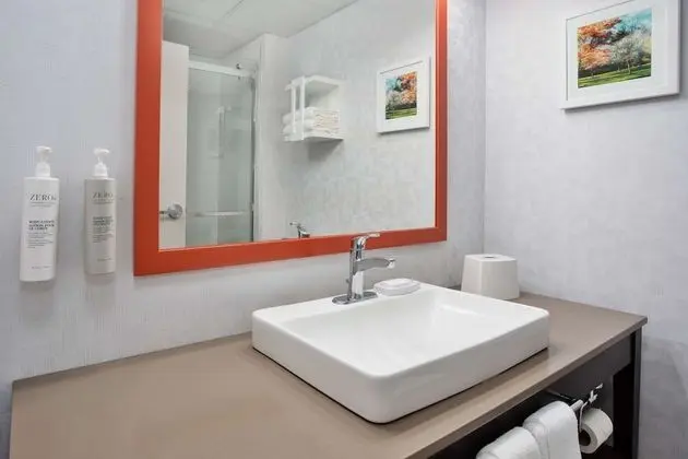 Süit, 1 En Büyük (King) Boy Yatak, Buzdolabı ve Mikrodalga (Wet bar)