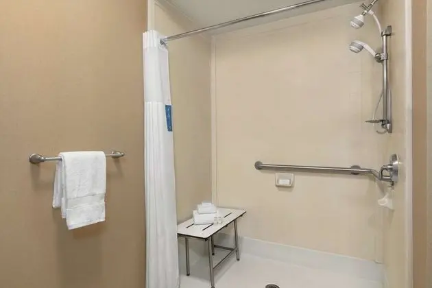 Stüdyo, Engellilere Uygun, Sigara İçilmez