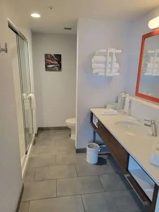 Oda, 1 En Büyük (King) Boy Yatak, Buzdolabı ve Mikrodalga, Manzaralı