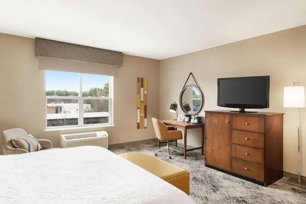 Oda, 1 En Büyük (King) Boy Yatak, Engellilere Uygun, Sigara İçilmez