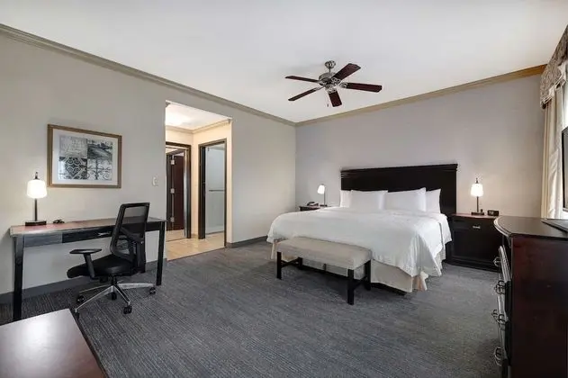 Stüdyo, Bir En Büyük (King) Boy Yataklı ve Bir Çekyatlı (Studio with Balcony, Non-Smoking)