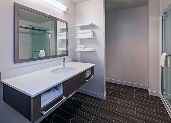 Stüdyo, 1 En Büyük (King) Boy Yatak, Sigara İçilmez, Buzdolabı ve Mikrodalga (Wet Bar)