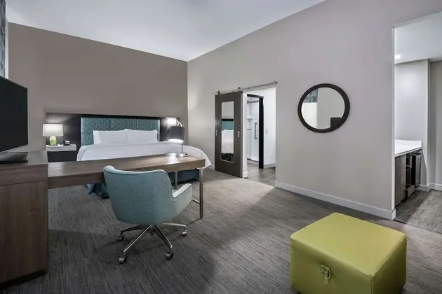 Stüdyo, 1 En Büyük (King) Boy Yatak, Sigara İçilmez, Buzdolabı ve Mikrodalga (Wet Bar)