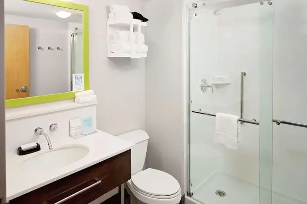 Standard King Room w/ Mini Fridge & Microwave