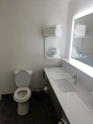 Oda, 1 En Büyük (King) Boy Yatak, Sigara İçilmez