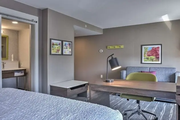 Stüdyo, 1 En Büyük (King) Boy Yatak, Buzdolabı ve Mikrodalga (Wet bar)