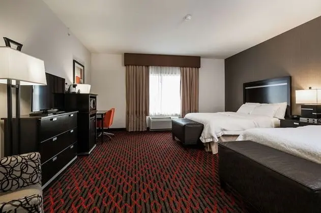 2 Queen Beds Accessible Room Non-Smoking