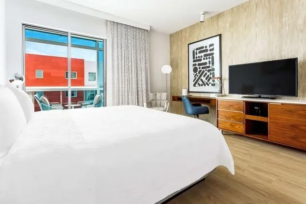 Oda, 1 En Büyük (King) Boy Yatak, Sigara İçilmez, Balkon