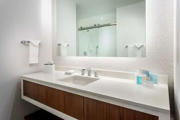 Oda, 1 En Büyük (King) Boy Yatak, Sigara İçilmez, Balkon