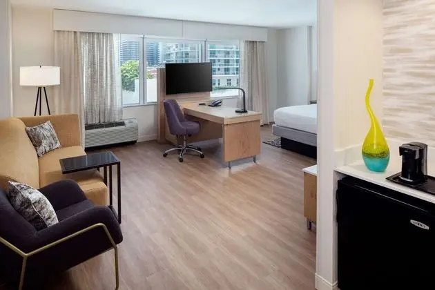 2 Queen Beds Studio Suite, Non-smoking