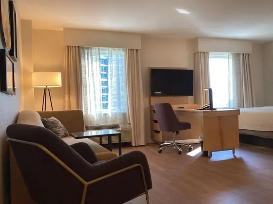 2 Queen Beds Studio Suite, Non-smoking
