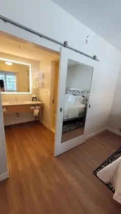 2 Queen Beds Studio Suite, Non-smoking