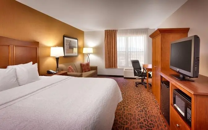 1 King Bed Study with Sofa Bed Non Smoking