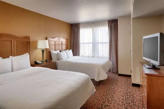 Suite, 2 Queen Beds, Fireplace, Non Smoking