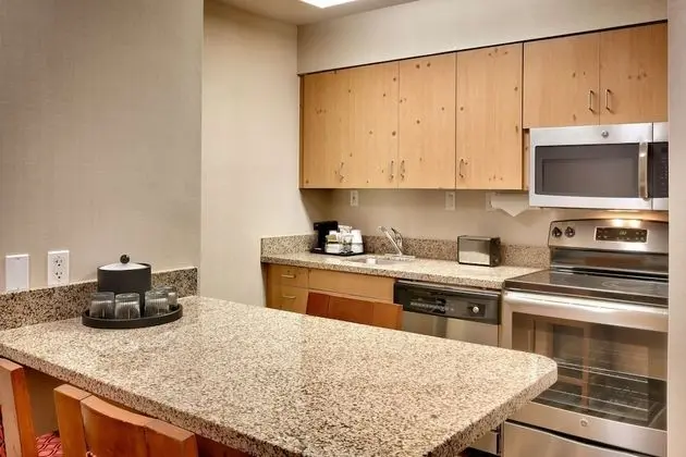Suite, 2 Queen Beds, Kitchen, Fireplace, Non Smoking