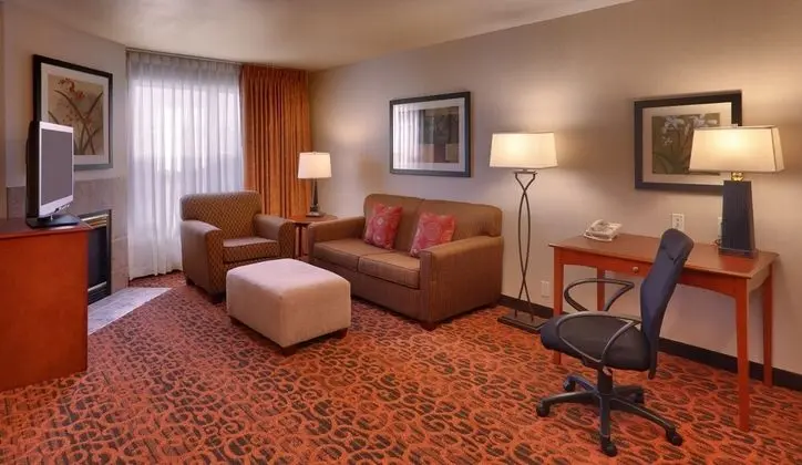 Suite, 2 Queen Beds, Kitchen, Fireplace, Non Smoking
