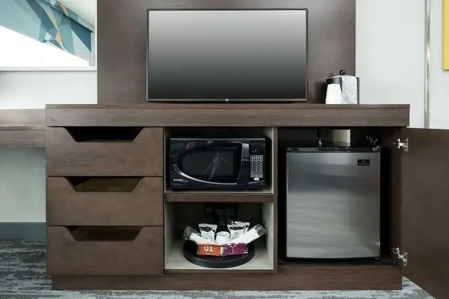 Oda, 2 Büyük (Queen) Boy Yatak, Engellilere Uygun, Sigara İçilmez