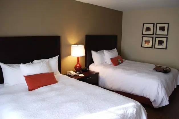 Two queen beds non smoking