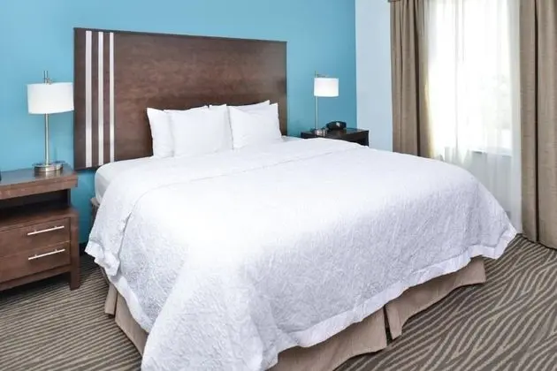 Oda, 1 En Büyük (King) Boy Yatak, Engellilere Uygun