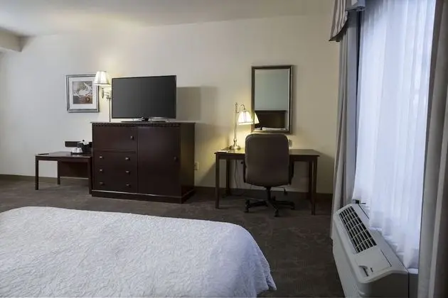 Tek King Yatak Sigara İçilmez