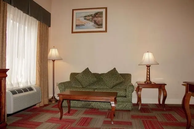 Stüdyo, Engellilere Uygun, Sigara İçilmez