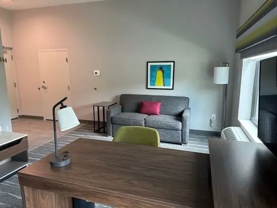 Stüdyo, 1 En Büyük (King) Boy Yatak, Buzdolabı ve Mikrodalga (Wet bar)