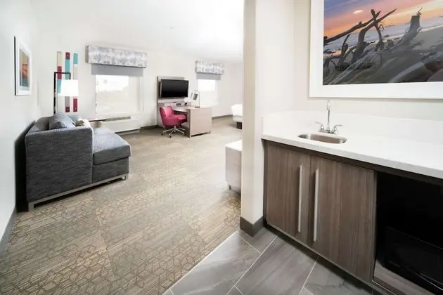 Stüdyo, 1 En Büyük (King) Boy Yatak, Buzdolabı ve Mikrodalga (Wet bar)