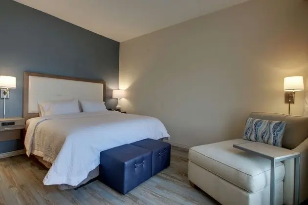 Oda, 1 En Büyük (King) Boy Yatak, Sigara İçilmez, Buzdolabı ve Mikrodalga