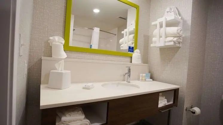 Stüdyo, 1 En Büyük (King) Boy Yatak, Sigara İçilmez, Buzdolabı ve Mikrodalga (Wet bar)