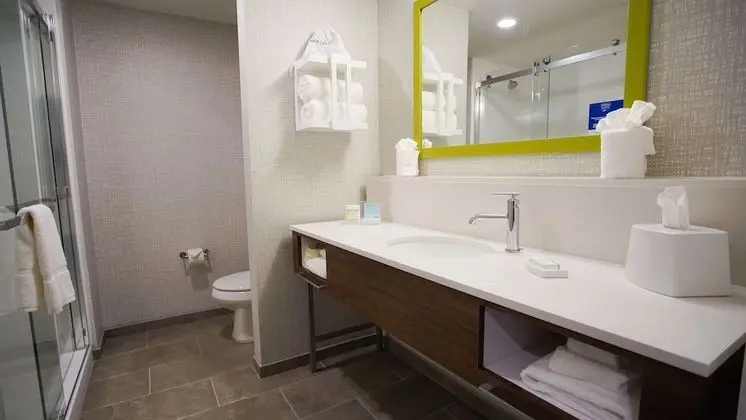 Stüdyo, 1 En Büyük (King) Boy Yatak, Sigara İçilmez, Buzdolabı ve Mikrodalga (Wet bar)