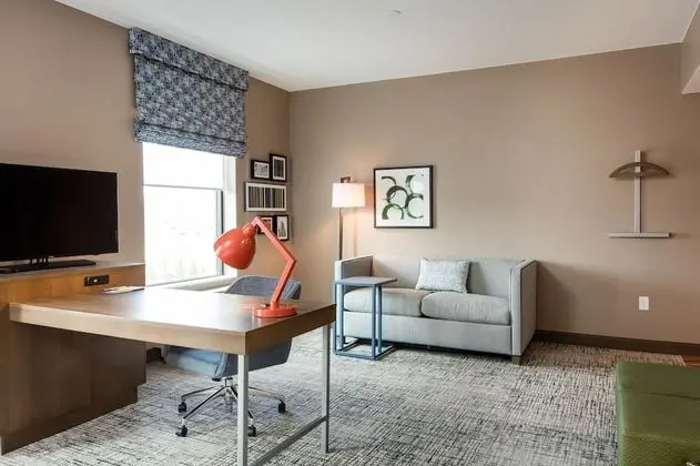 Stüdyo, 1 En Büyük (King) Boy Yatak, Buzdolabı ve Mikrodalga (Wet Bar)