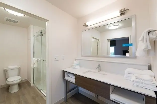 Stüdyo, 1 En Büyük (King) Boy Yatak, Sigara İçilmez, Buzdolabı ve Mikrodalga (Wet Bar)