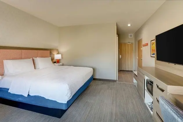 Oda, 1 En Büyük (King) Boy Yatak, Buzdolabı