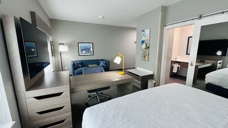 Stüdyo, 1 En Büyük (King) Boy Yatak, Buzdolabı ve Mikrodalga (Wet bar)