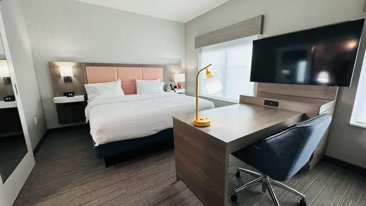 Stüdyo, 1 En Büyük (King) Boy Yatak, Buzdolabı ve Mikrodalga (Wet bar)