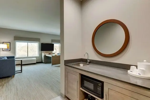 Stüdyo, 1 En Büyük (King) Boy Yatak, Buzdolabı ve Mikrodalga (Wet bar)