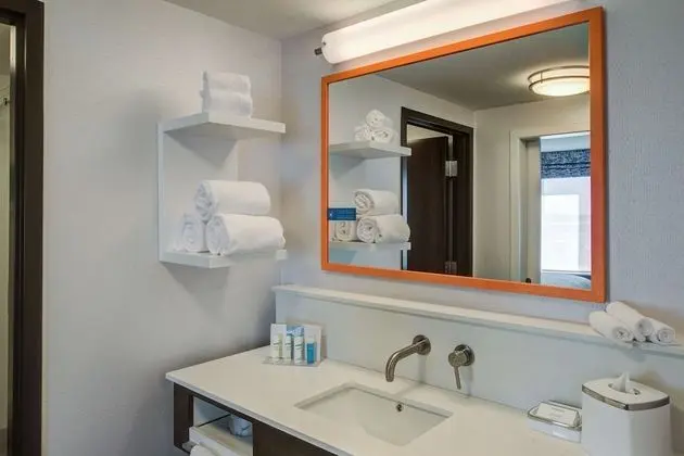 Stüdyo, 1 En Büyük (King) Boy Yatak, Sigara İçilmez, Buzdolabı ve Mikrodalga (Wet Bar)