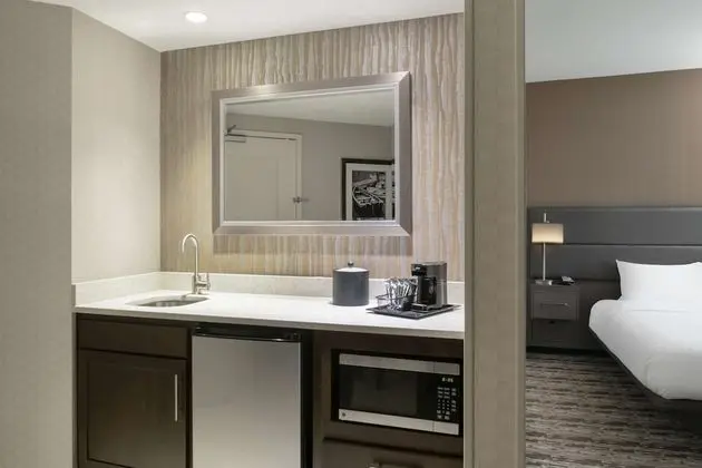 Stüdyo, 1 En Büyük (King) Boy Yatak, Buzdolabı ve Mikrodalga