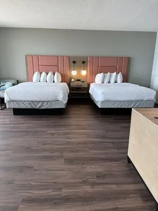 Tek Büyük Yataklı Oda