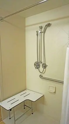 Oda, Engellilere Uygun, Sigara İçilmez