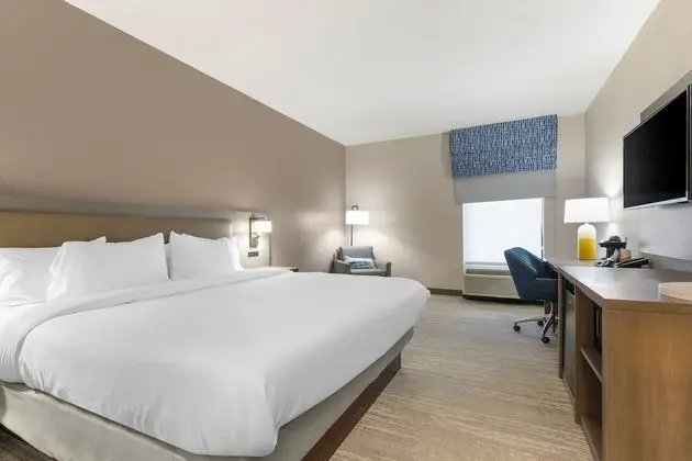 Oda, 1 En Büyük (King) Boy Yatak, Engellilere Uygun, Sigara İçilmez