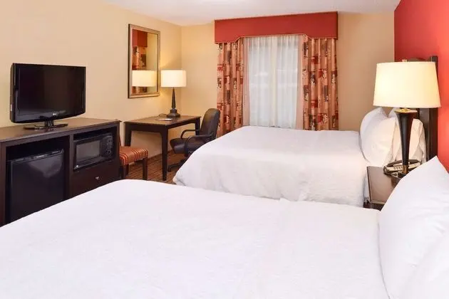 Oda, 2 Büyük (Queen) Boy Yatak, Sigara İçilmez