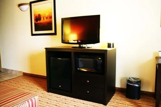 Oda, 2 Büyük (Queen) Boy Yatak, Sigara İçilmez