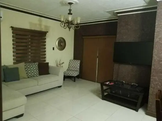 Apart Daire, 1 En Büyük (King) Boy Yatak, Sigara İçilmez
