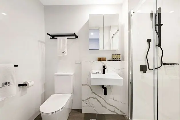 One Bedroom Premier